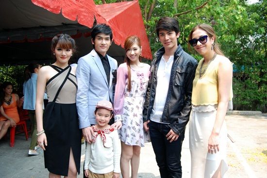 เอ็กแซ็กท์ บวงสรวงละคร หัวใจเรือพ่วง นำทีมโดย สน ส่งไพศาล แป้ง อรจิรา