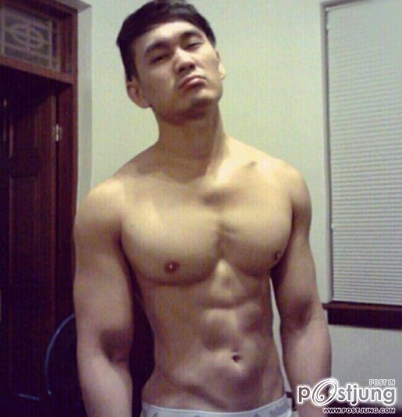 คนรักหนุ่มเซ็กซี่ 499