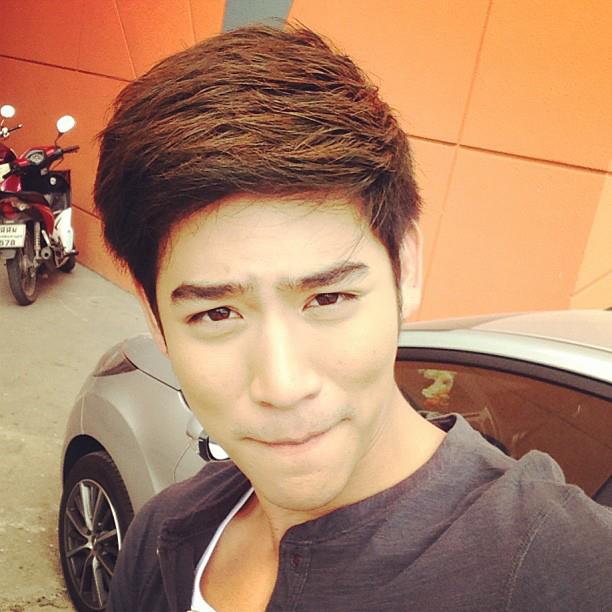 สด ๆๆ ฟิตติ้งละคร "สุภาพบุรุษลูกผู้ชาย"