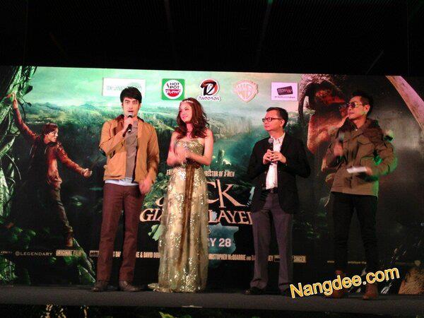 บอย ปกรณ์ กับ ขวัญ อุษามณี ในงานเปิดตัวภาพยนตร์ แจ๊คผู้สยบยักษ์  Jack the Giant Slayer