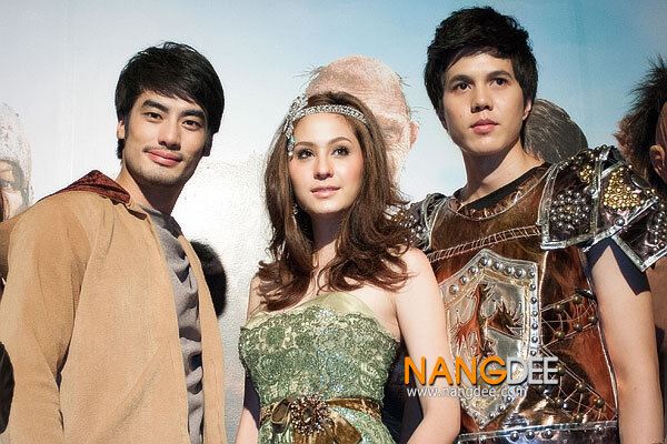 บอย ปกรณ์ กับ ขวัญ อุษามณี ในงานเปิดตัวภาพยนตร์ แจ๊คผู้สยบยักษ์  Jack the Giant Slayer