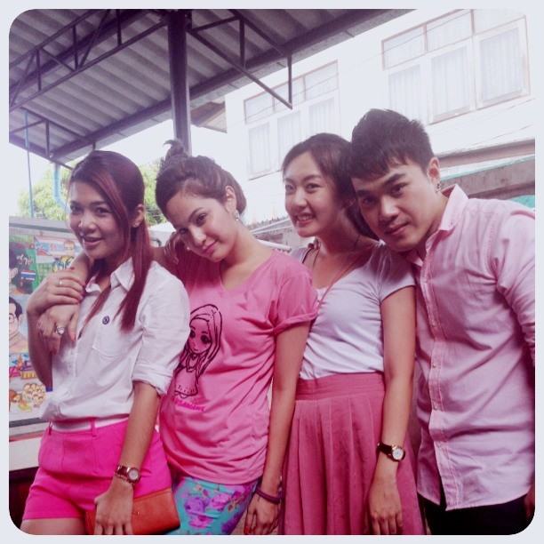 ขวัญ อุษามณี ฉลองงานวันเกิดครบ 25 ปี 03/03/2013 @ บ้านครูน้อย ทำอาหารเลี้ยงน้อง ๆ