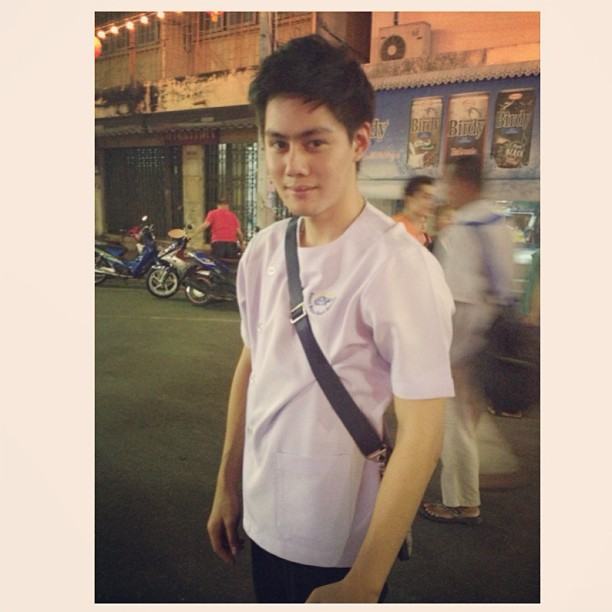 ธอม เตวิชญ์