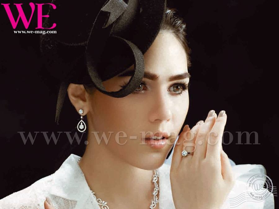 ชมพู่-อารยา @ WE vol.9 no.106 March 2013