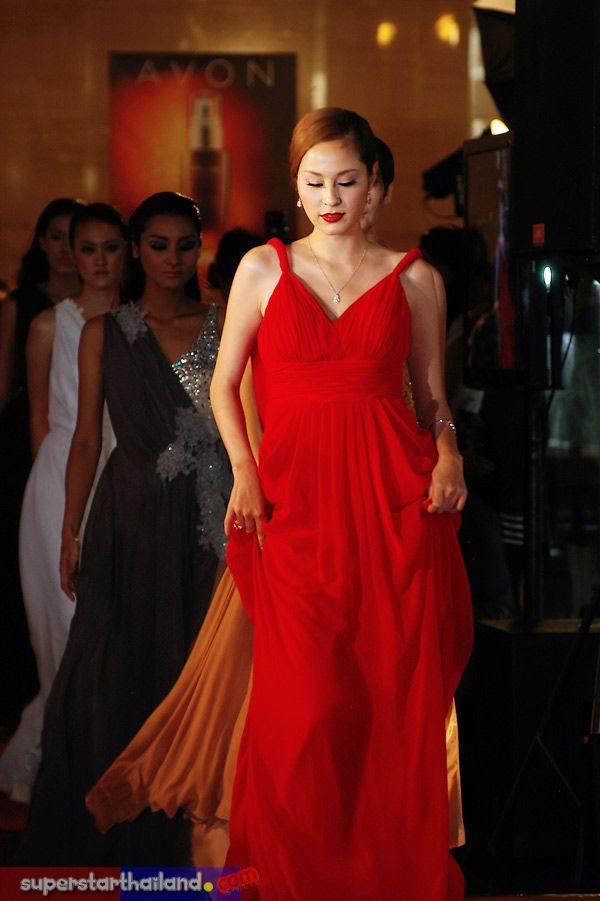 ขวัญ อุษามณี @ งานเปิดตัวสินค้า AVON