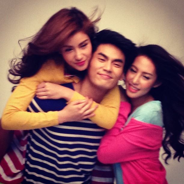 ฮั่น อิสริยะ / วิว วรรณรท / เฌอล์เบลล์-ลัลณ์ลลิน เบี้องหลังถ่ายแบบนิตยสาร Lisa weekly