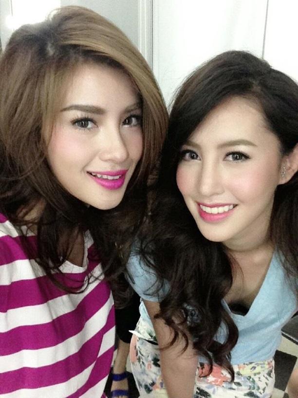 ฮั่น อิสริยะ / วิว วรรณรท / เฌอล์เบลล์-ลัลณ์ลลิน เบี้องหลังถ่ายแบบนิตยสาร Lisa weekly