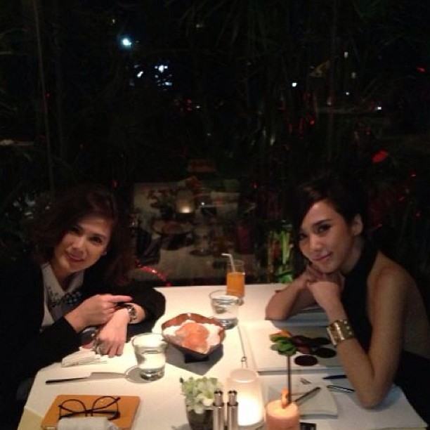 เธอช่างเป็นห่วงแฟนคลับจริงๆ (ซึ้ง)