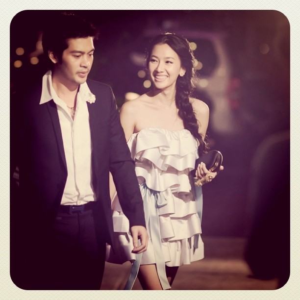 รวมภาพน่ารักของคู่รักดารา ท่องเที่ยวต่างแดน