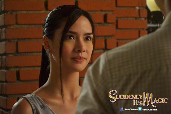 มาริโอ้ ประกบ อีริค กอนซาเลซ ร่วมด้วย ใบเฟิร์น พิมพ์ชนก ในหนังฟิลิปปินส์ Suddenly It's Magic