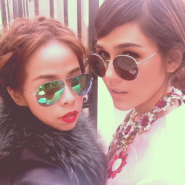 เจิดสุดๆ ชมพู่ นั่งแถวหน้าป๊ะกับเหล่า Celebs ดังระดับโลก "ปารีส แฟชั่น วีค"