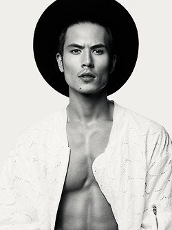 ถอดโชว์เรือนร่าง 193