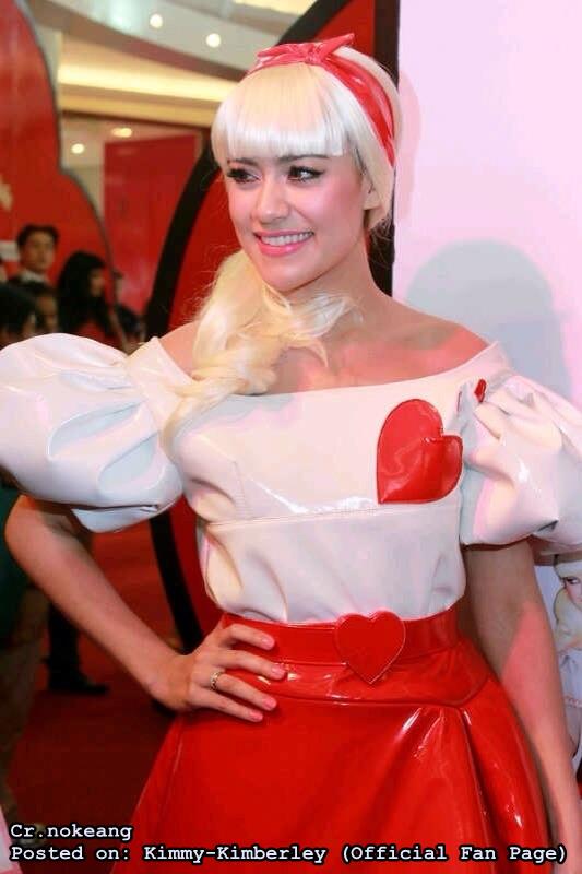 คิมเบอร์ลี่ น่ารักอีกแล้ว