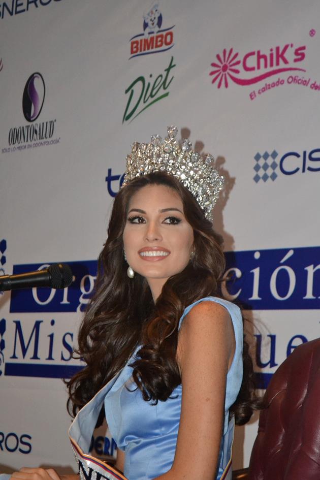 Miss Puerto rico & Miss Venezuela 2013