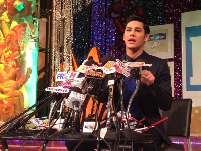 “ซี ศิวัฒน์” โกรธขึ้นกู คนปล่อยข่าวแอบคั่ว “กระแต อาร์สยาม” 2 ปี ยันไม่เคยเกินเลยฝ่ายหญิง