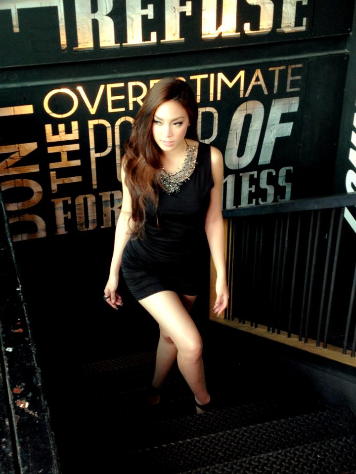 เมย์ พิชญ์นาฎ สาขากร กับชุดสุดเริ่ด