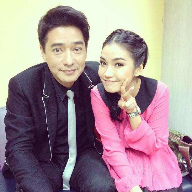 ชมพู่ ก่อนบ่าย