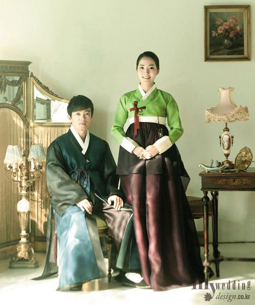ชุด ฮันบก แบบต่าง ๆ.....
