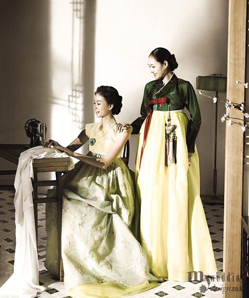ชุด ฮันบก แบบต่าง ๆ.....