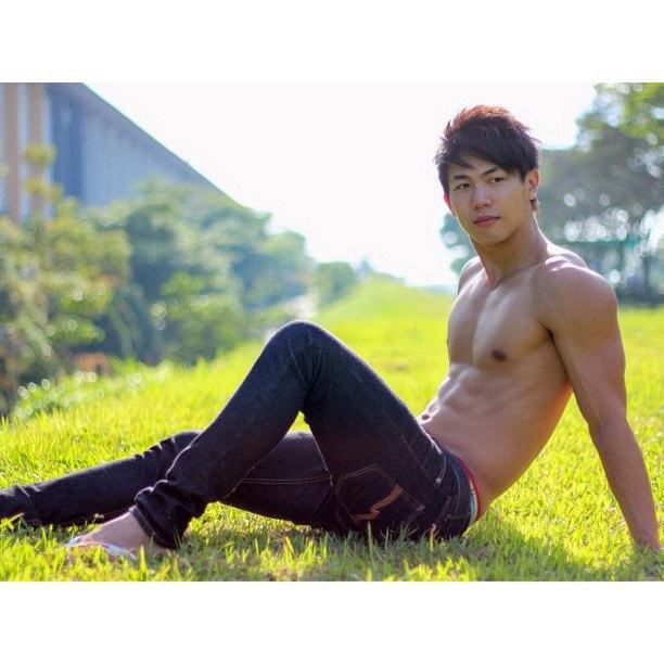 ถอดโชว์เรือนร่าง 200