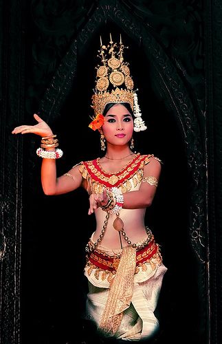 อัปสร หรือ นางอัปสรา...