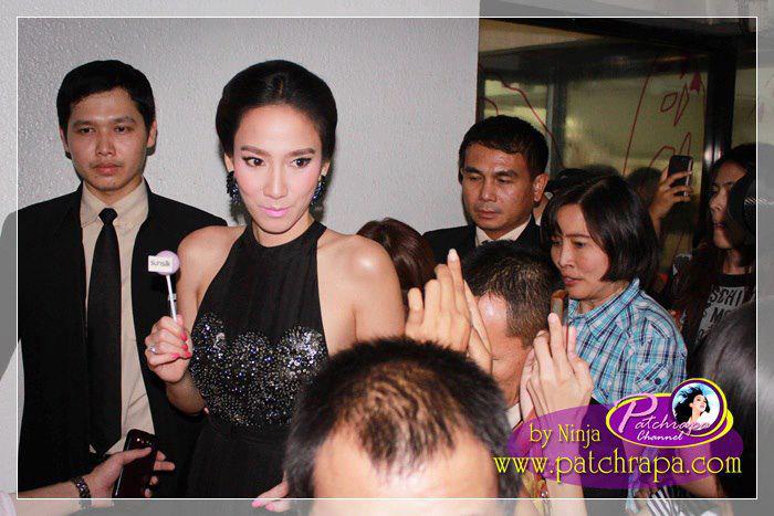 ประมวลภาพ"อั้ม พัชราภา" @ HAIR COLORFULL FESTIVAL 2013 !