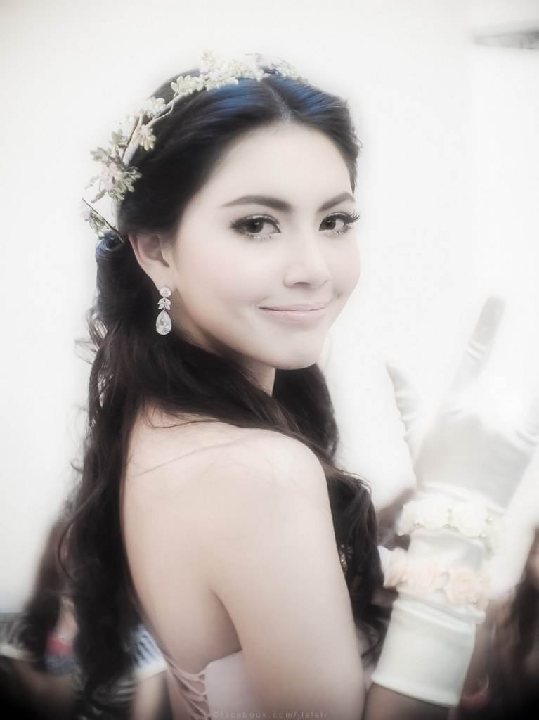 ใหม่ ดาวิกา คนหรือนางฟ้าเนี่ย