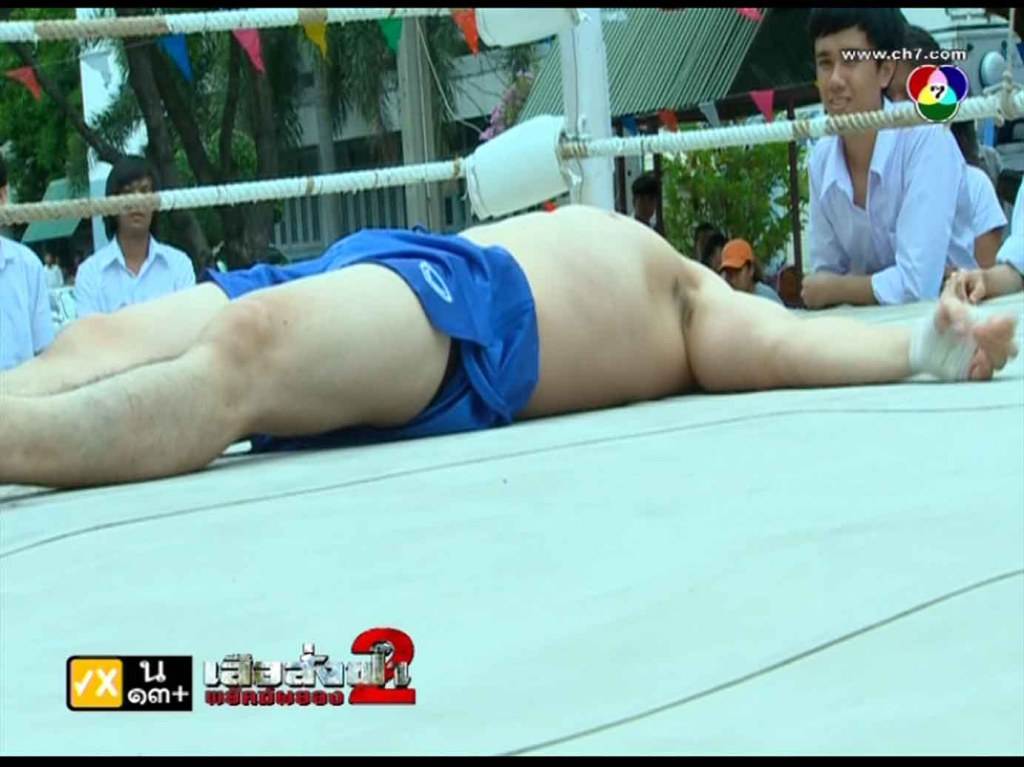 นิว วงศกร หล่อ ล่ำ ขาขาวจั๊ว
