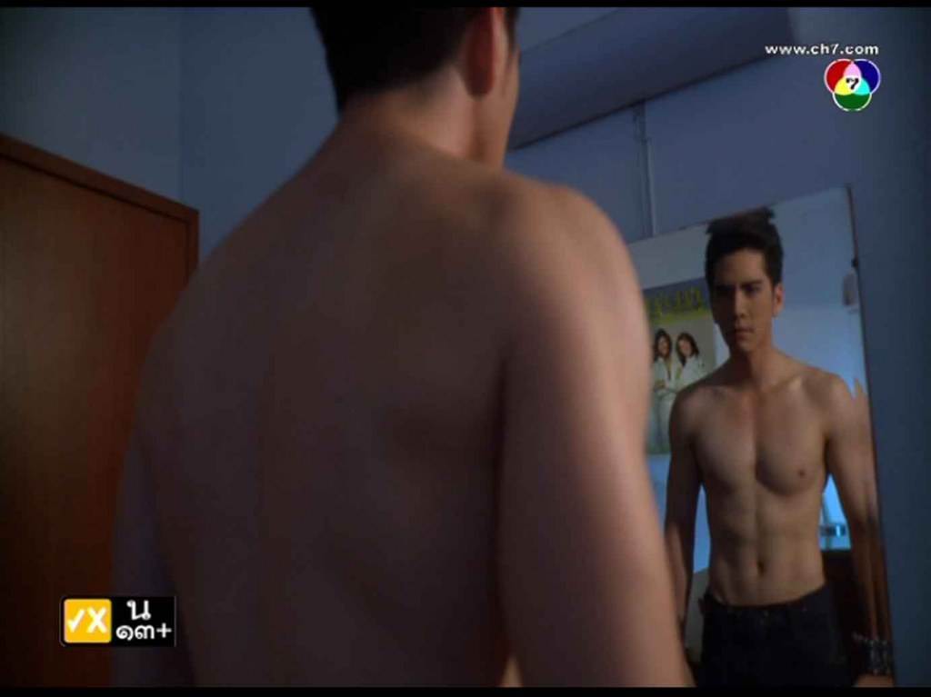 นิว วงศกร หล่อ ล่ำ ขาขาวจั๊ว