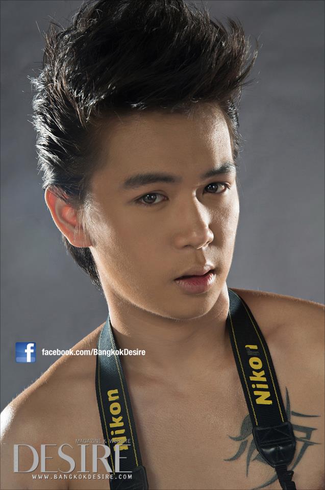 "พีเค" @ Bangkok DESIRE no.20 March 2013