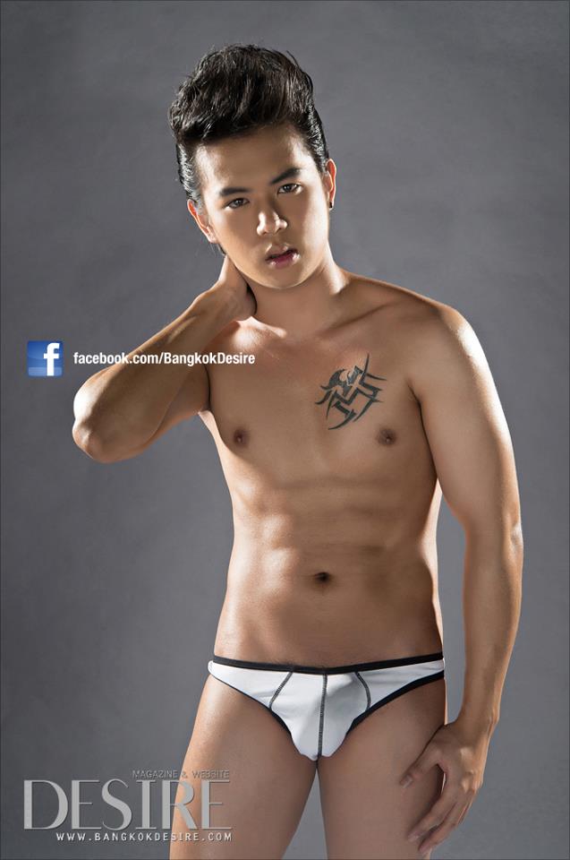"พีเค" @ Bangkok DESIRE no.20 March 2013