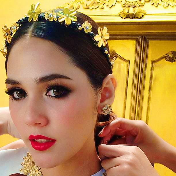 เป็นลูกครึ่งที่สวยจัง