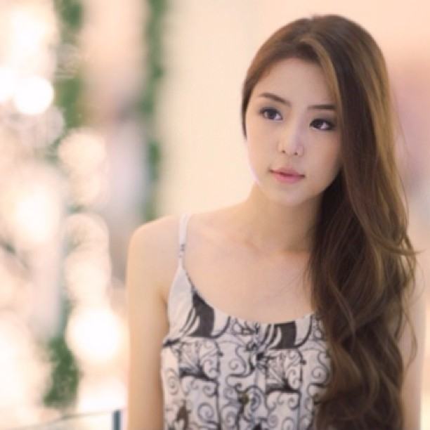 สตางค์   นัฐรุจี  วิศวนารถ  Miss Gossip Girl 2012 สัมภาษณ์หนังสือ Mono Mobile Magazine