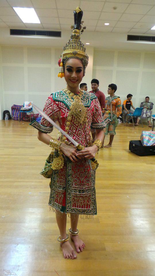ดาราไทยหน้าสวย นาว ทิสานาฏ