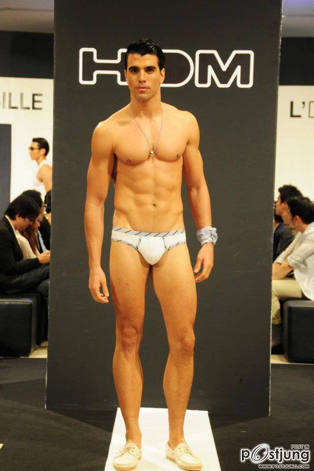 L&rsquo;HOM D&rsquo;Alexis Mabille