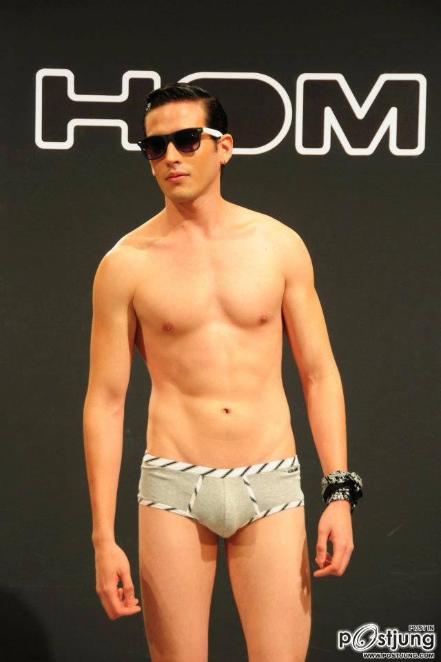 L&rsquo;HOM D&rsquo;Alexis Mabille