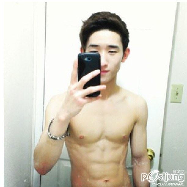 คนรักหนุ่มเซ็กซี่ 520