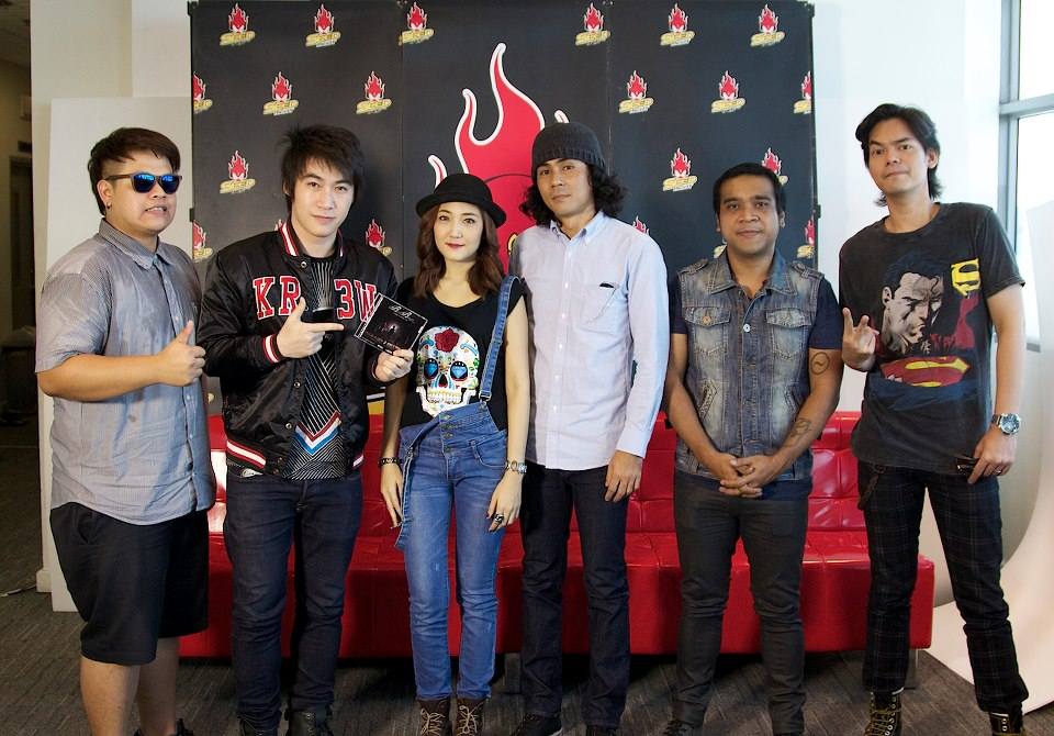 วง Bra Branner บุกสื่อส่งซิงเกิ้ล "เพราะรัก"