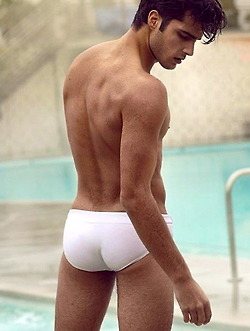 ฝันถึงหนุ่มหล่อ