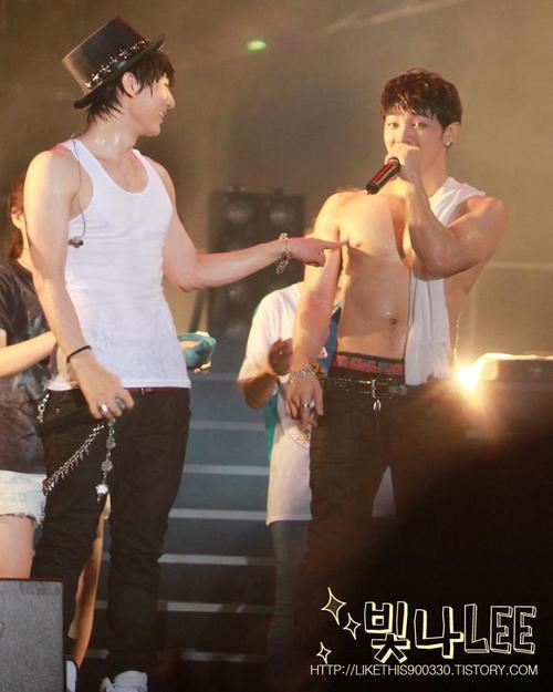 หนุ่มๆเกาหลีแซ่บๆ