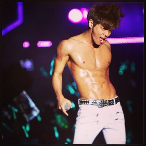 หนุ่มๆเกาหลีแซ่บๆ