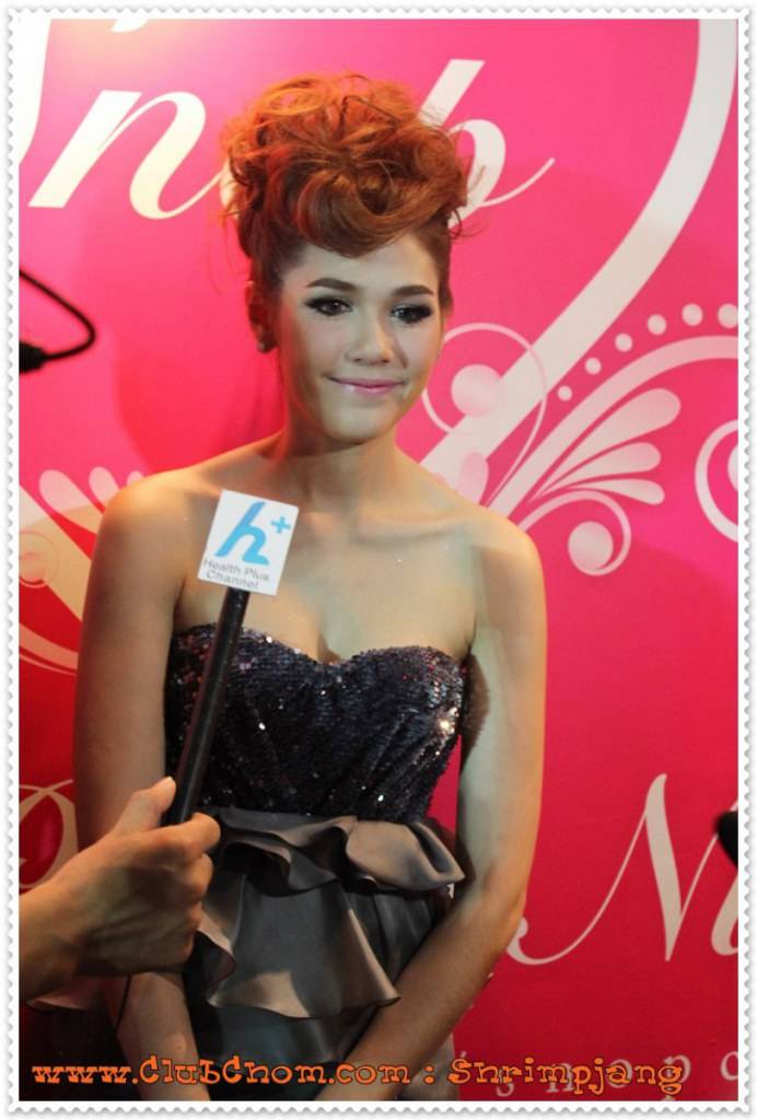 ขอรูปชมพู่ที่คุณคิดว่าแต่งตัวเป๊ะที่สุด1รูป