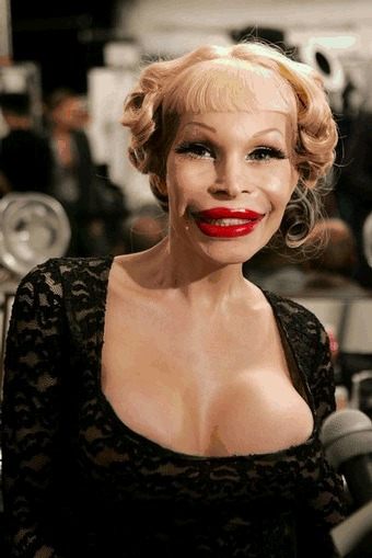 อันดับที่ 9 Amanda Lepore ดารานางแบบสาวประเภทสอง ชาวอเมริกัน