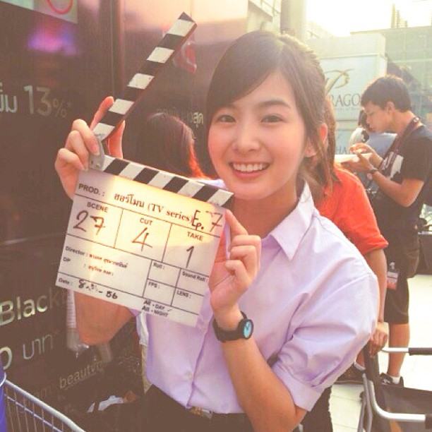 น้องมายด์ โรงเรียนชลกันยานุกูล น่ารักเว่อร์