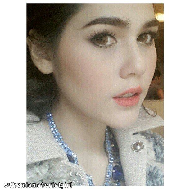 ชมพู่ อารยา กับภาพใน Instagram