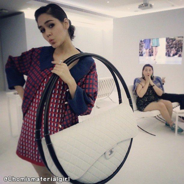 ชมพู่ อารยา กับภาพใน Instagram