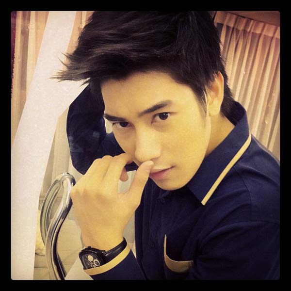 เคน หล่อ กล้ามแน่นปึ้ก