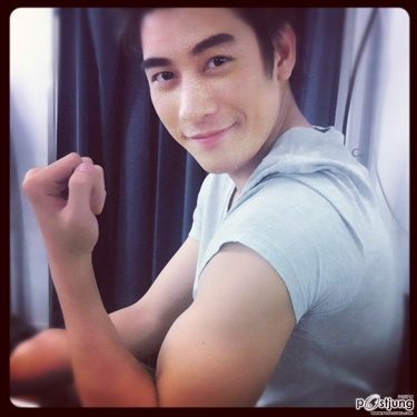 เคน หล่อ กล้ามแน่นปึ้ก