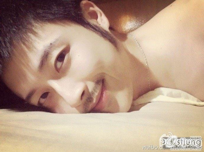 ตี๋น่ารักขาวใส