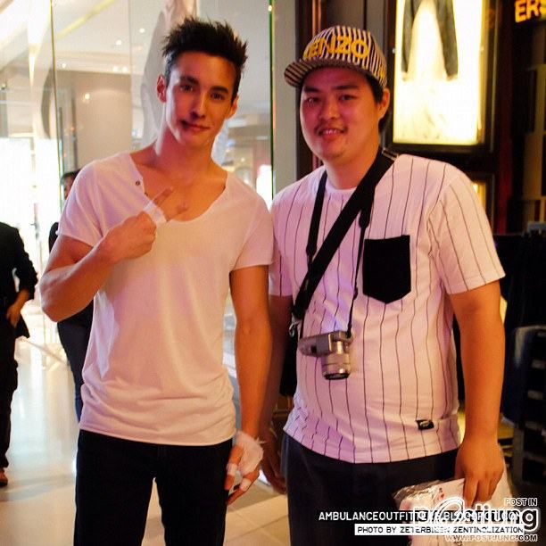 จัสติน ยิ้มนายช่างสดใส